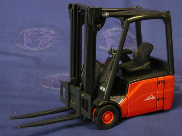 Montacarga Linde E16/X38 Escala 1:25 (Modelo Descontinuado) - KATZER